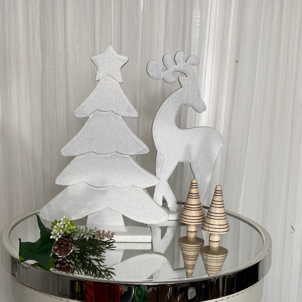 Elegant White Holiday Decor Wood Set